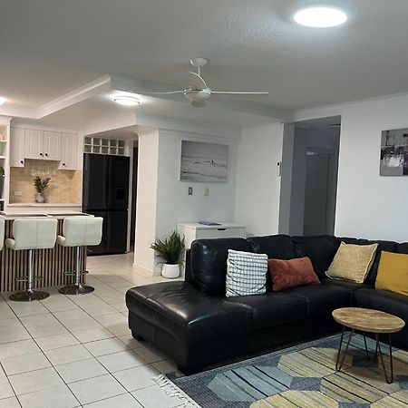 The Burlington Holiday Apartments Maroochydore Ngoại thất bức ảnh