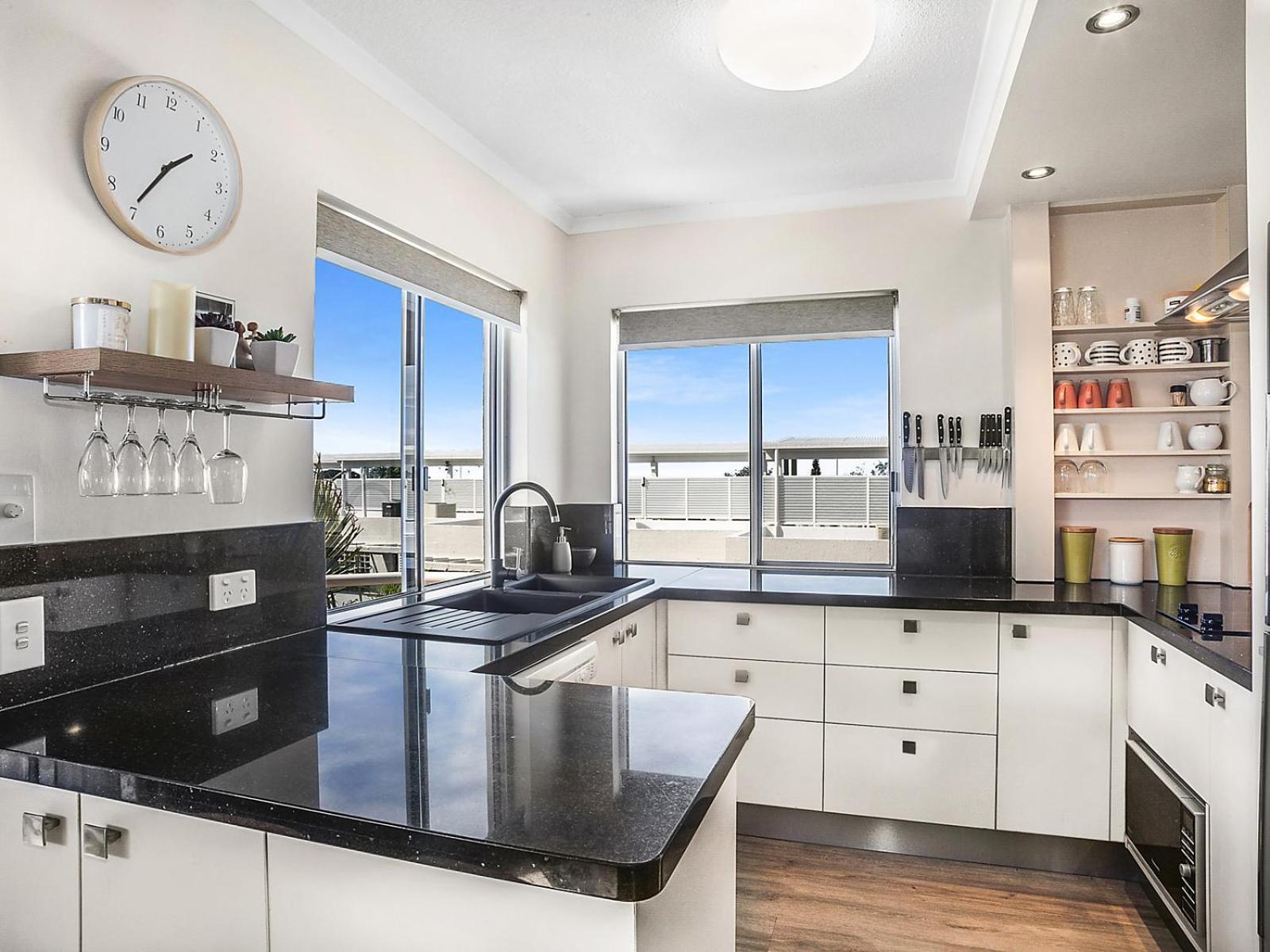The Burlington Holiday Apartments Maroochydore Ngoại thất bức ảnh
