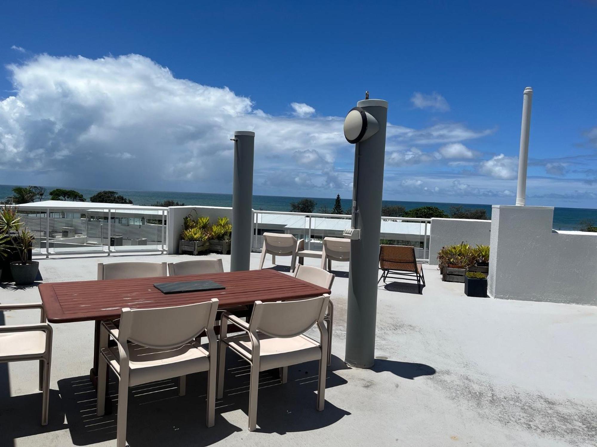 The Burlington Holiday Apartments Maroochydore Ngoại thất bức ảnh